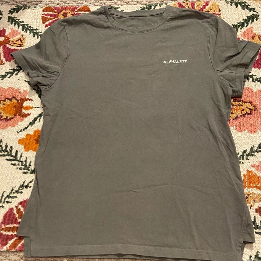 Grey alphalete t shirt